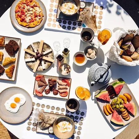 Avgoustos Naxos Agia Anna (Naxos)