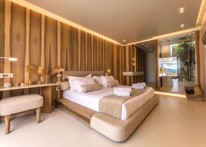 Avgoustos Naxos Agia Anna (Naxos)